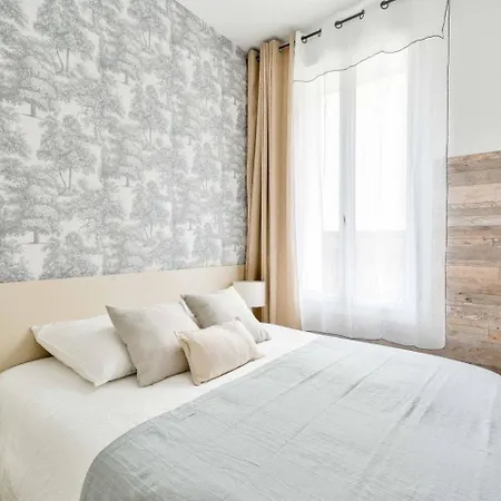 Apartment Gare En Face A Pied - Paris 10mn - Parking Prive Gratuit - De 1 A 8 Personnes - Souplex - Equipe - Entierement Renove *