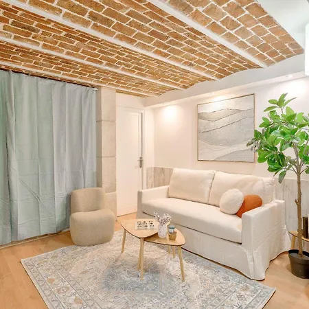 Apartment Gare En Face A Pied - Paris 10mn - Parking Prive Gratuit - De 1 A 8 Personnes - Souplex - Equipe - Entierement Renove Montmagny